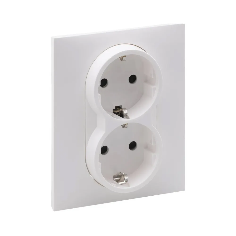 Legrand SUNO Розетка силова 2х2К+З 16А, 250 В авт. клеми, зі шторками , колір Білий 721126
