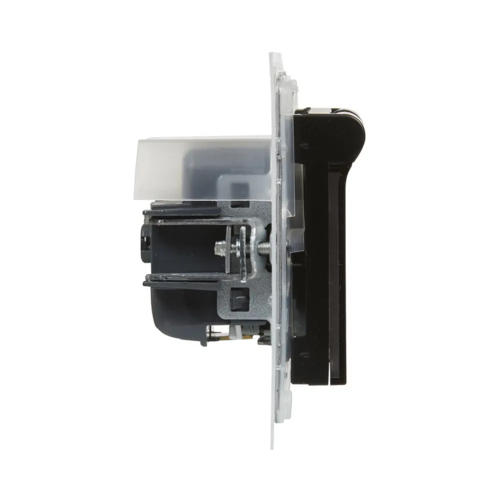 Legrand SUNO Розетка силова з кришкою 2К+З IP44 16А, 250 В авт. клеми, колір Чорний 721423