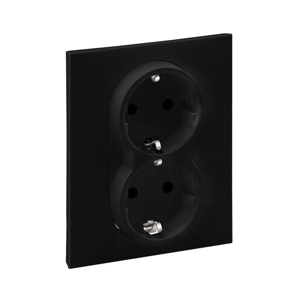 Legrand SUNO Розетка силова 2х2К+З 16А, 250 В авт. клеми, зі шторками , колір Чорний 721426