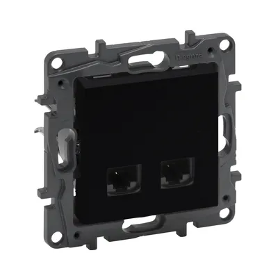 Розетка комп'ютерна Legrand Niloe Step подвійна RJ45 CAT5e UTP чорний 863560