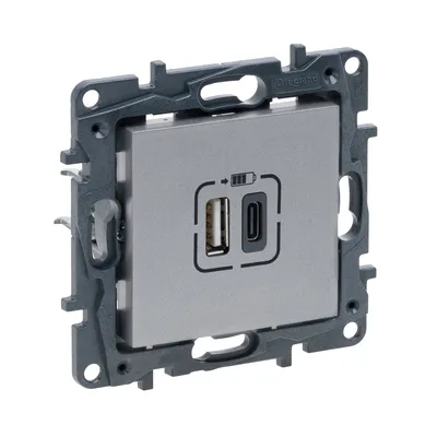 Розетка USB Legrand Niloe Step алюміній подвійна А+С 863340