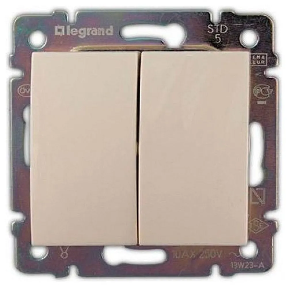 Legrand Valena Classic Вимикач без фіксації 2-клавішний перекидний 10А Слонова кістка 774118