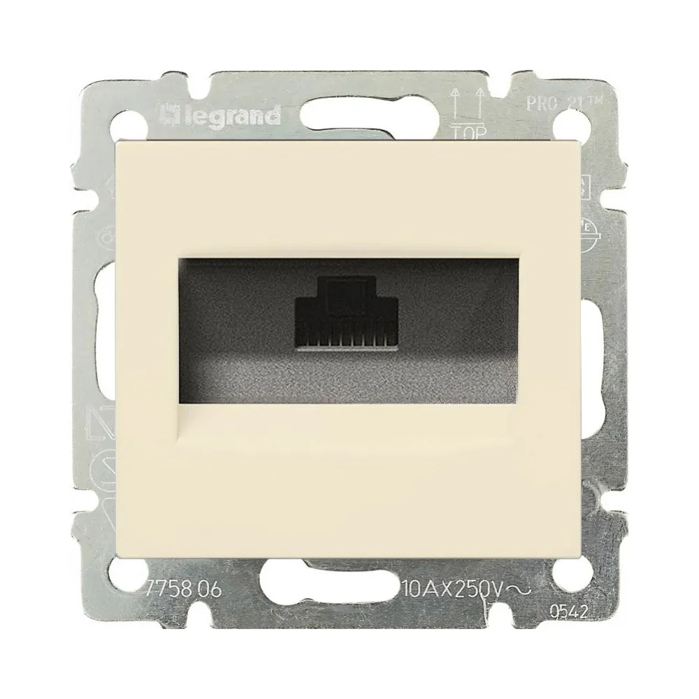 Legrand Valena Classic Розетка інформаційна 1ХRJ45 кат.5е UTP без захватів Слонова кістка 774138