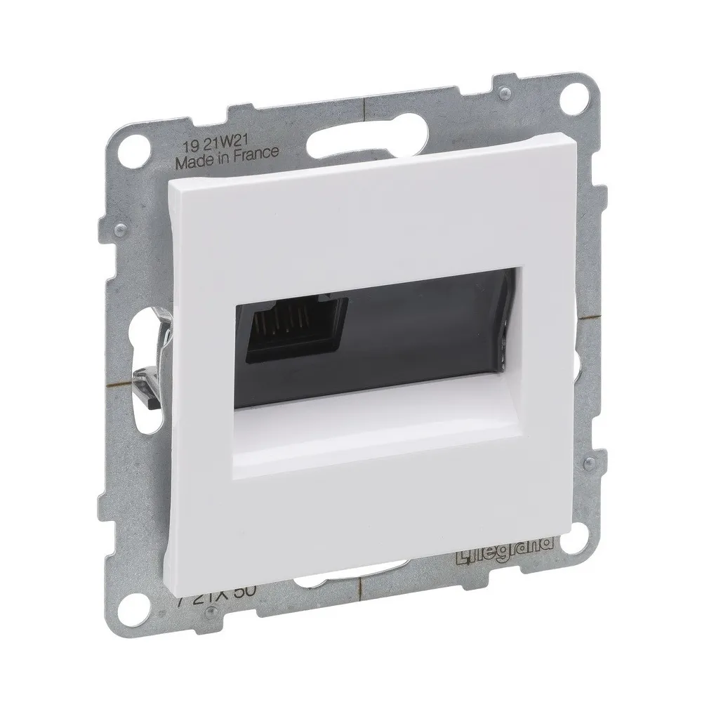 Розетка информационная RJ45 CAT5E UTP Legrand Suno белый 721150