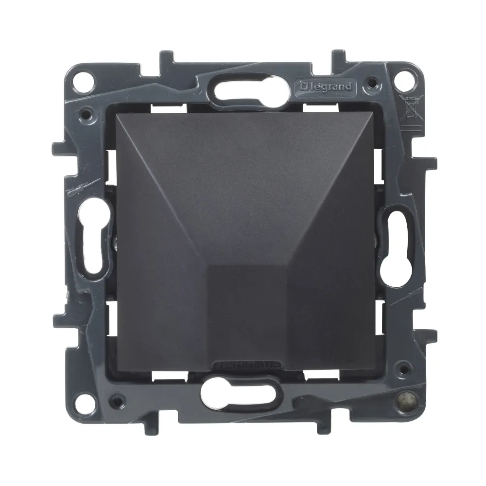 Вывод кабеля Legrand Niloe Step с фиксатором черный 863529