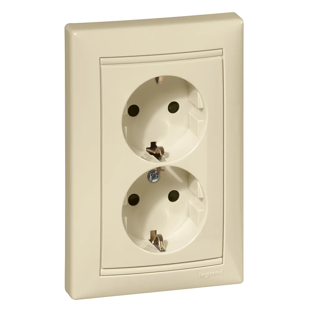 Legrand Valena Classic 2 пости розетка з заземленням з засл. Алюміній 774371
