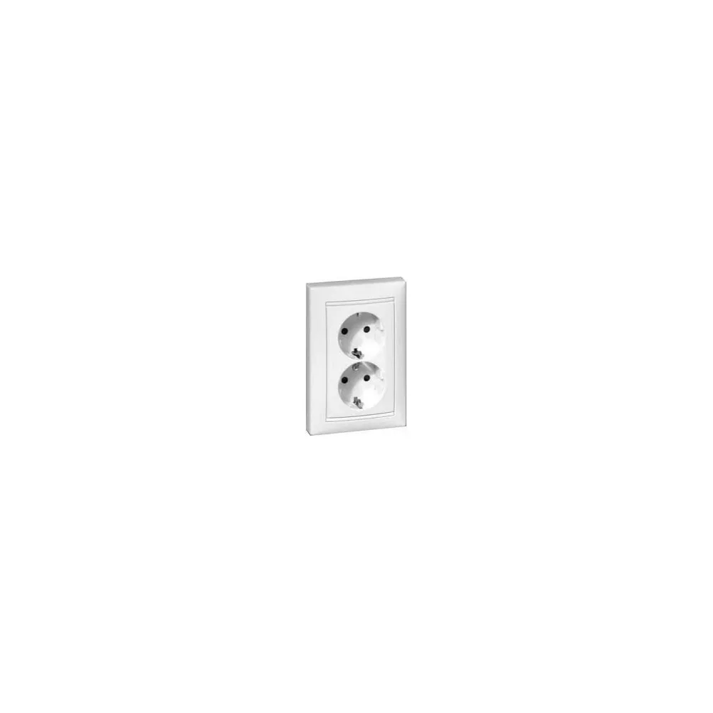 Розетка Legrand Valena Classic 2х2К+С белый 774400
