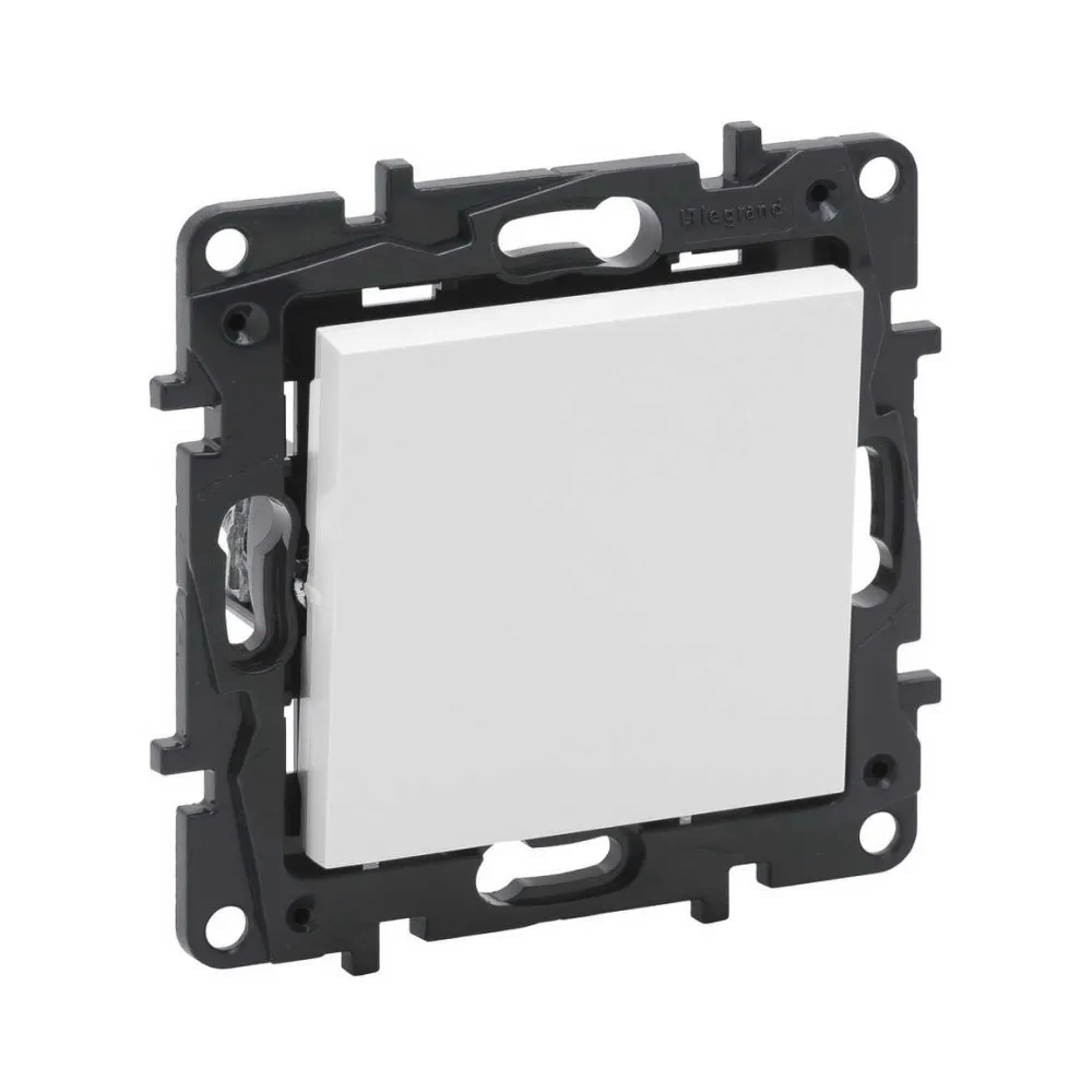 Выключатель Legrand Niloe Step проходной одноклавишный белый 863106