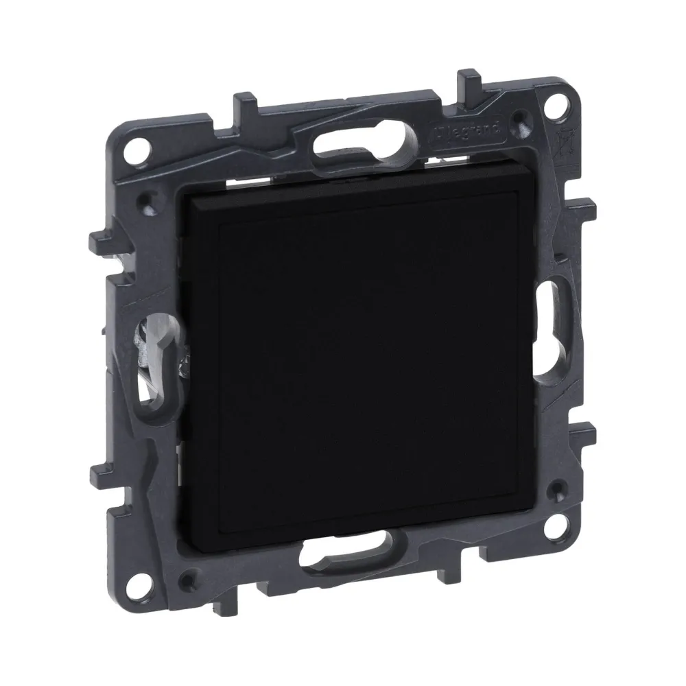 Заглушка Legrand Niloe Step чёрный 863500